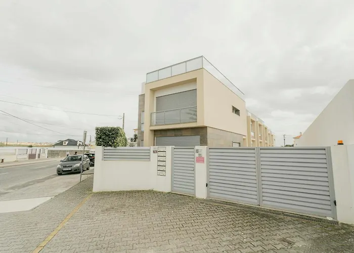 86 - Meeras Surf House Casa vacanze Ferrel (Leiria)