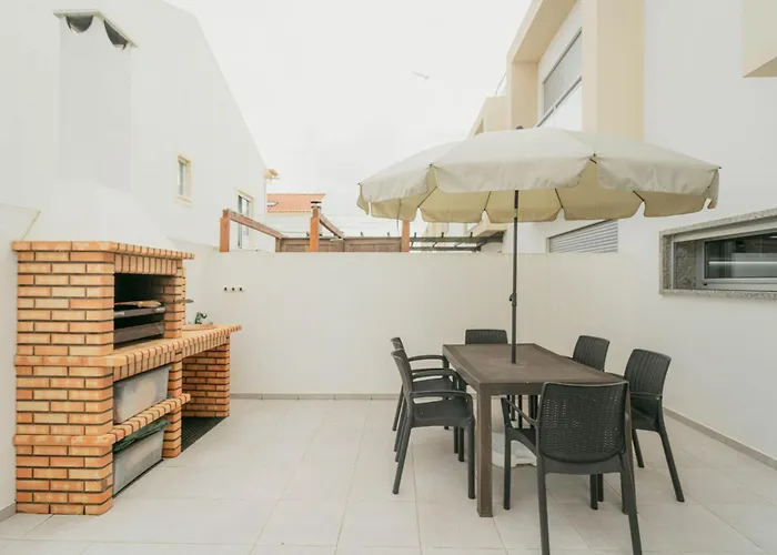 86 - Meeras Surf House